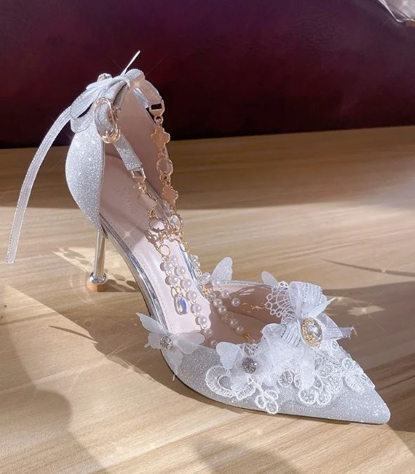 Diamond White: Rhinestone Bow Glam Heels (Straight Out Of Manwha)