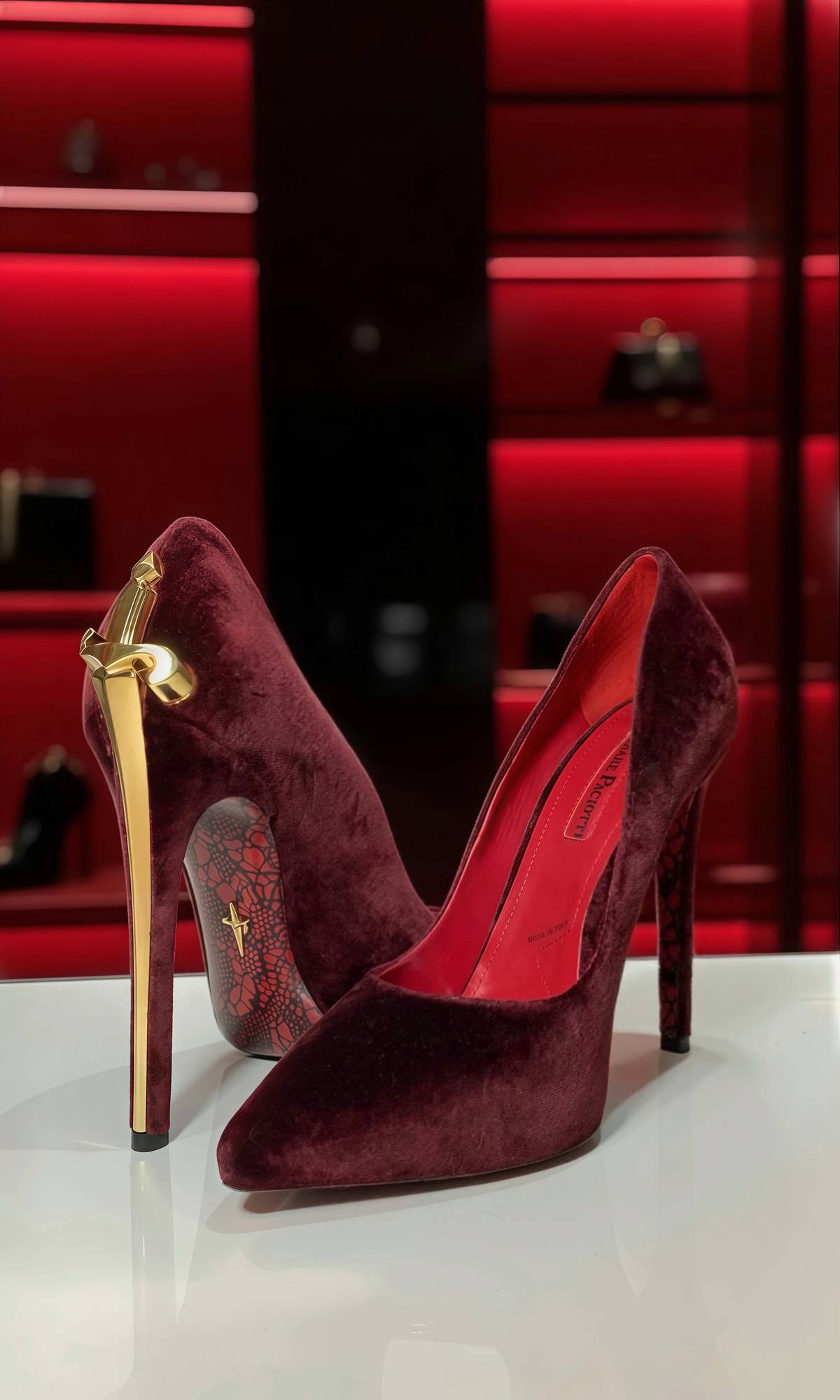 🗡️ LADY BLADE 🗡️ A DANCE WITH:  Burgundy Gold & Silver *LIMITED EDITION* Only 10 left