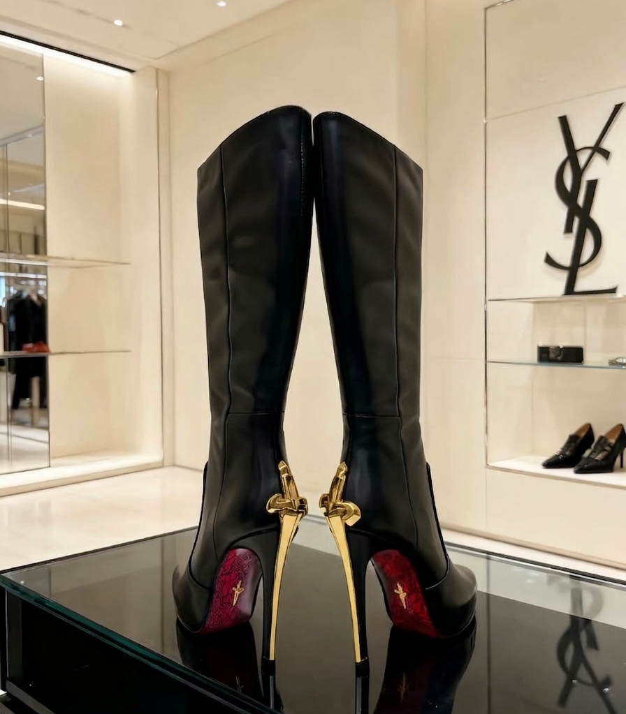 NOIR DAGGER KNEE HIGH BOOTS IN GOLDEN & SILVER - *ONLY 4 REMAIN*